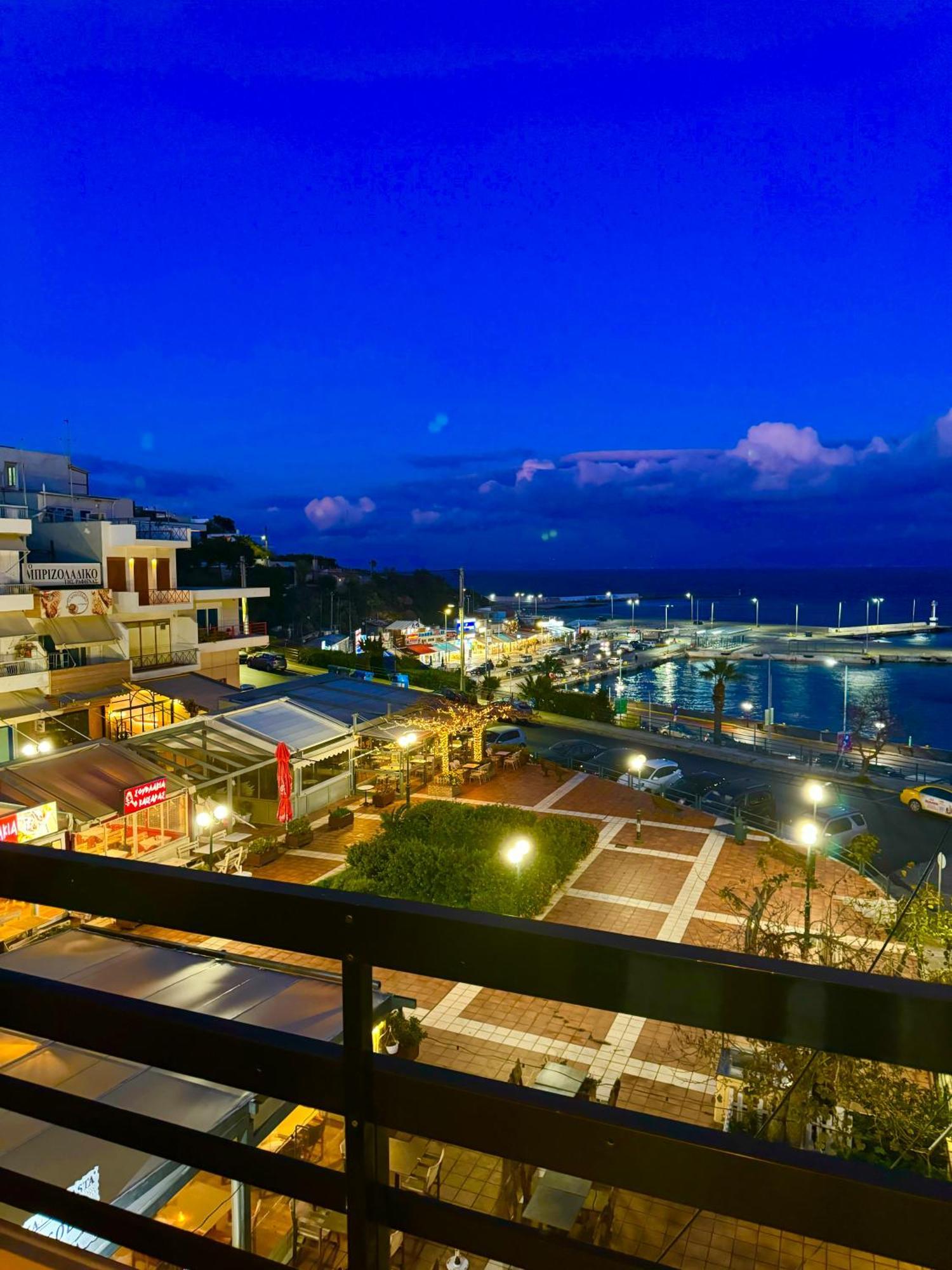 Blue Horizon Gem On The Port Apartment Rafina  Exterior photo